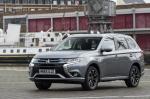 Mitsubishi Outlander PHEV 2015 года (UK)